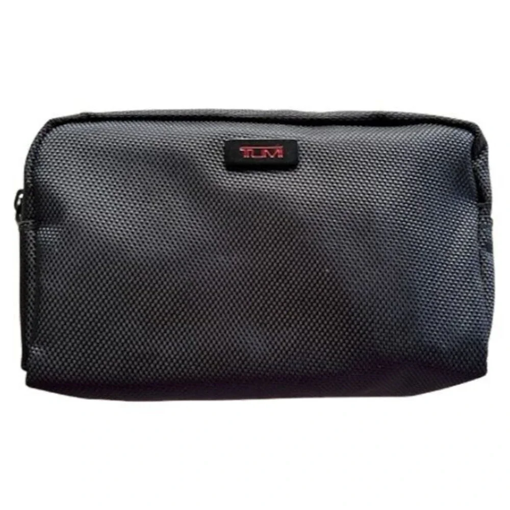 Tumi new toiletry